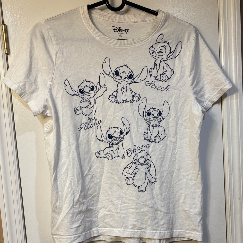 Disney women’s White T-Shirt with Stitch Sketches